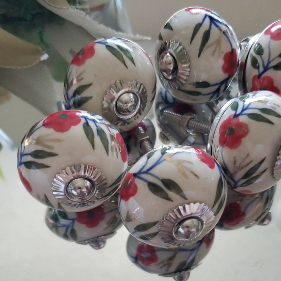 Floral Ceramic Drawer Knobs - Picture 4 of 5